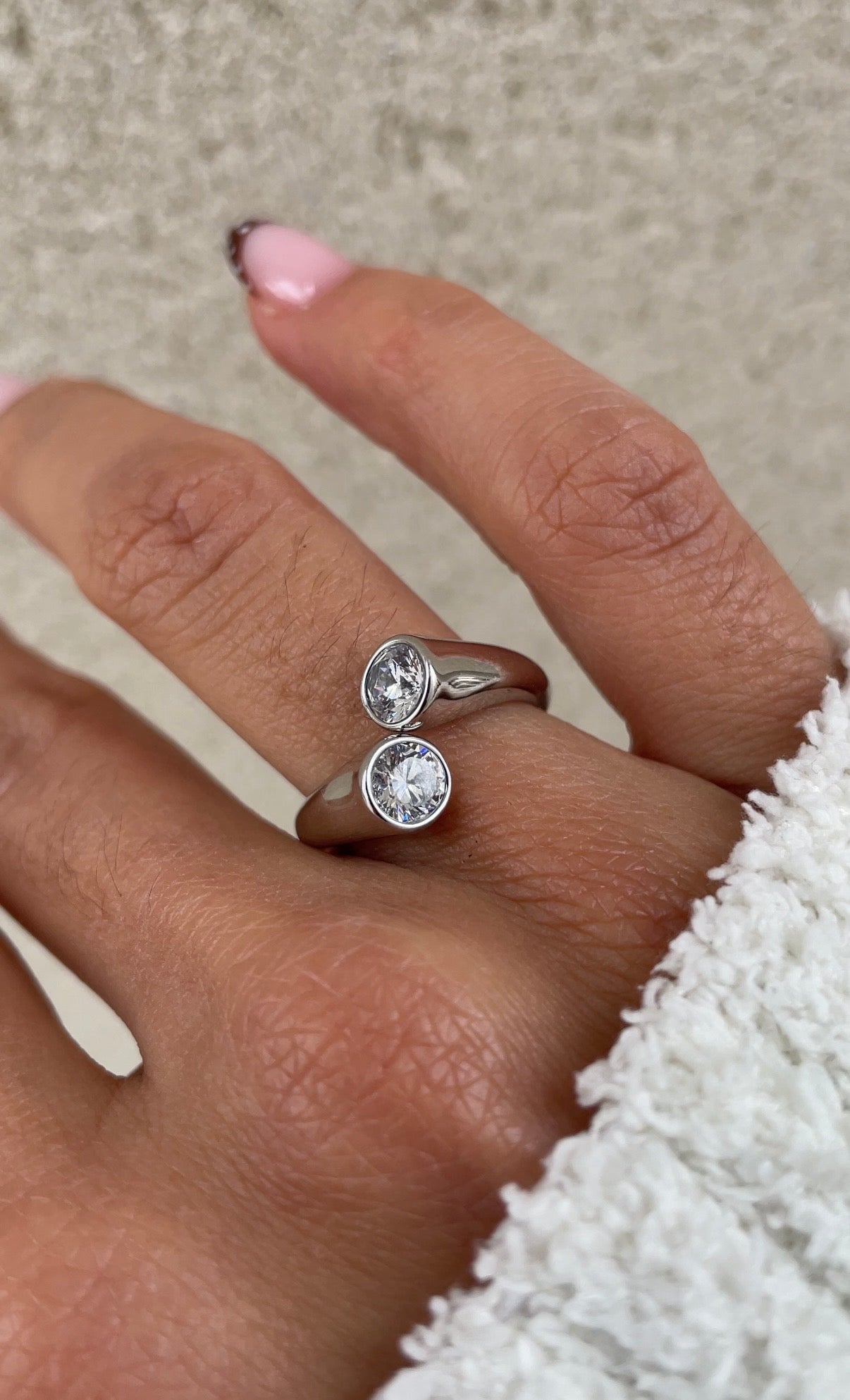 Gems Eyes ring