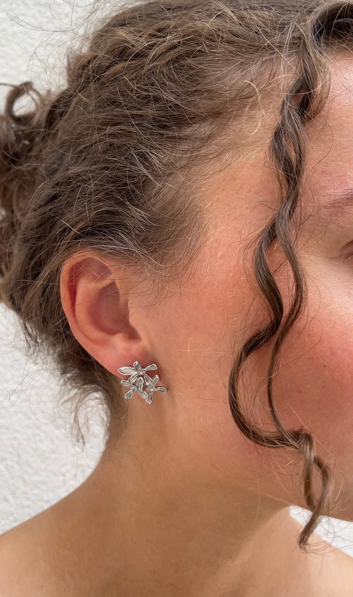 Trio flower earrings