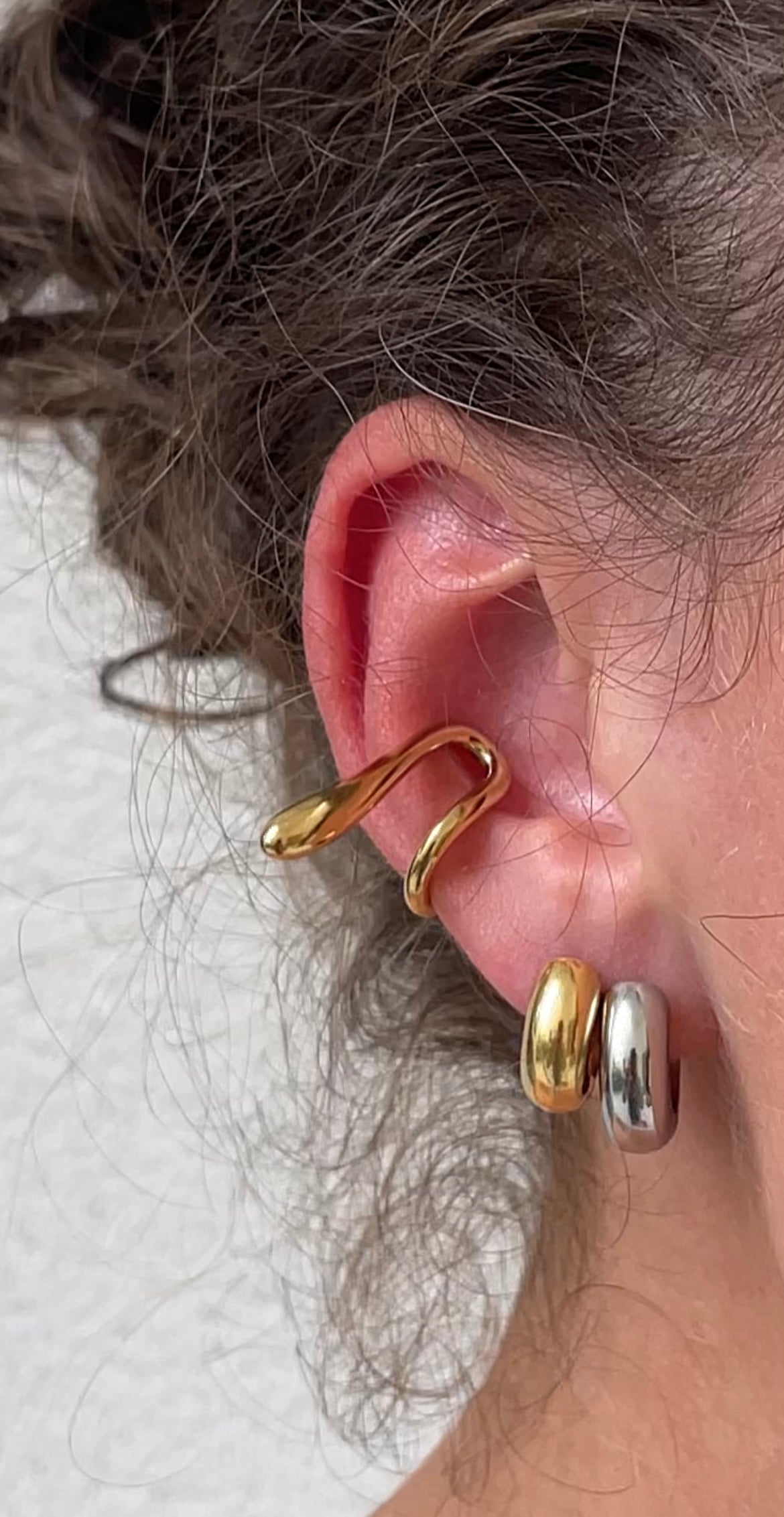 Long ear cuff