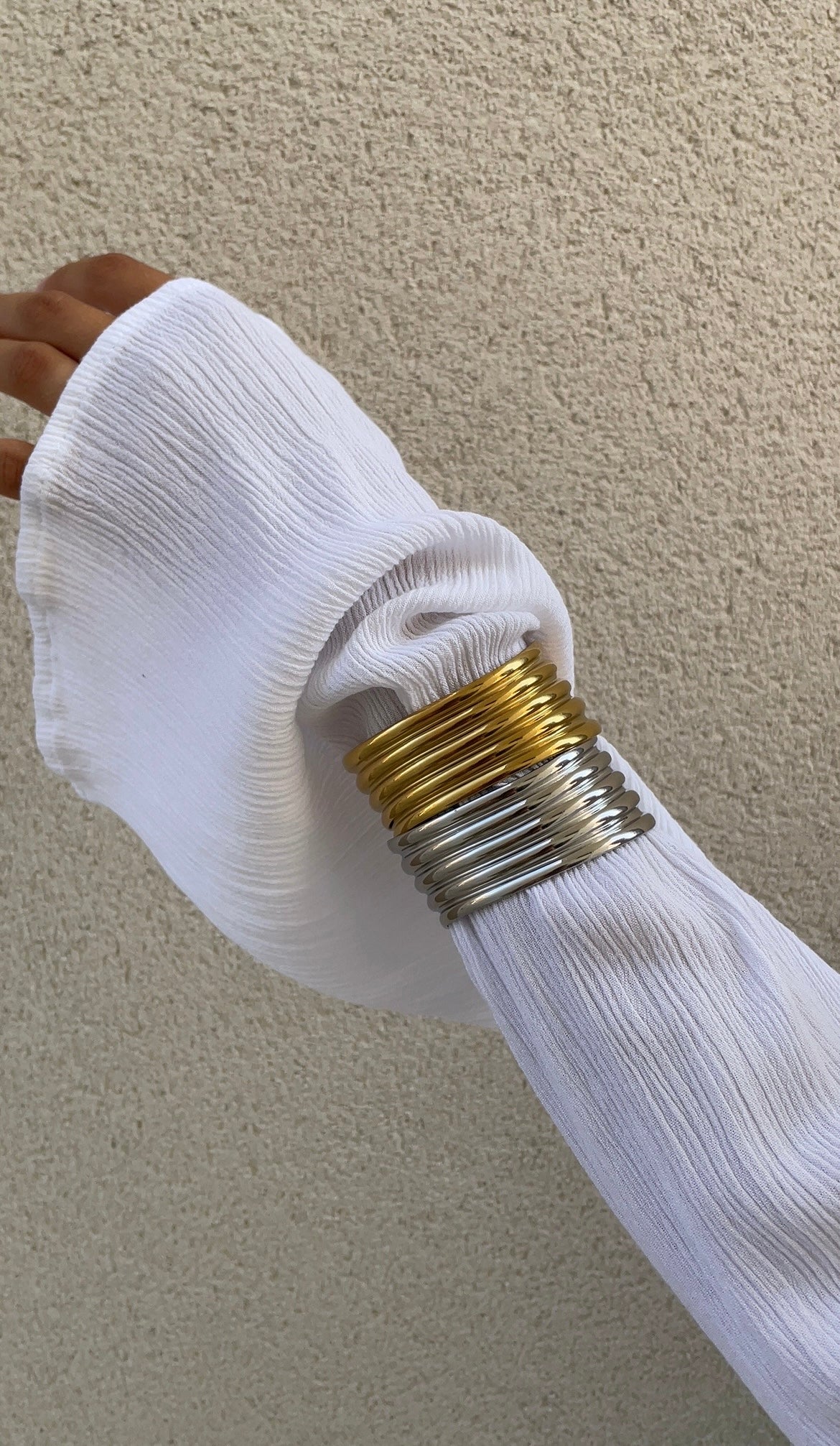Roman bangle