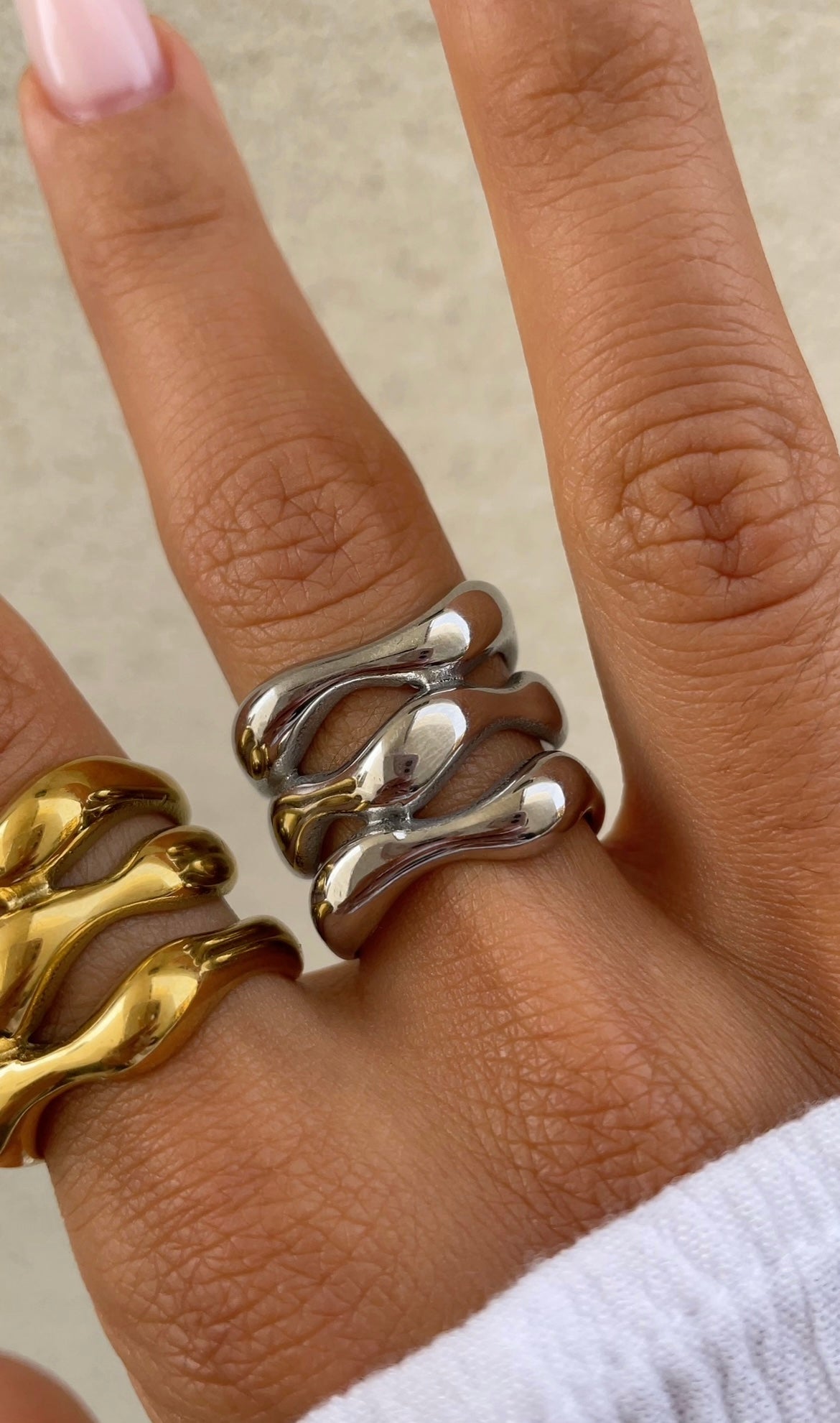 Huge layers ring