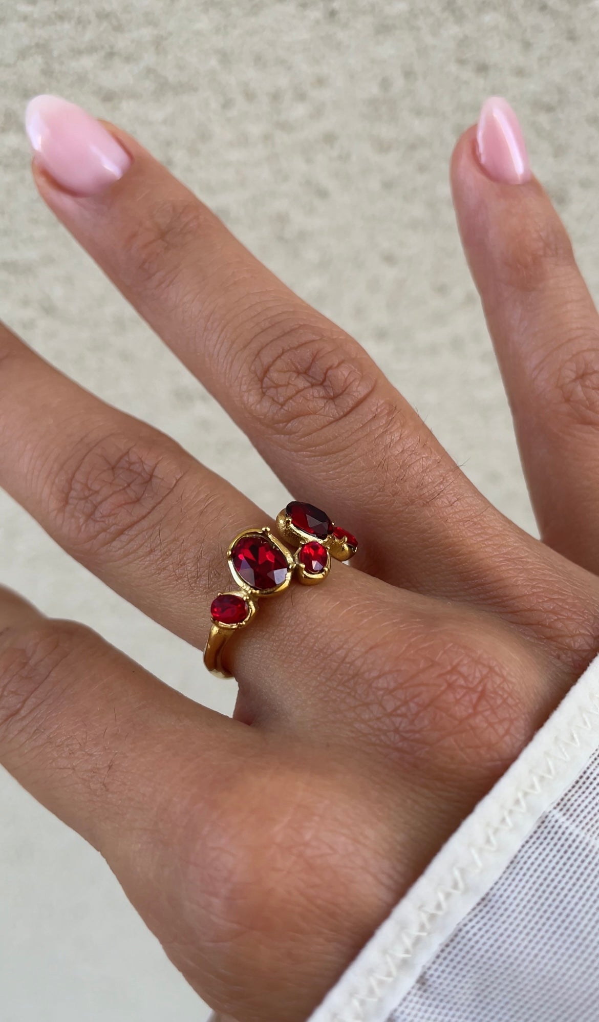 Colored gems ring