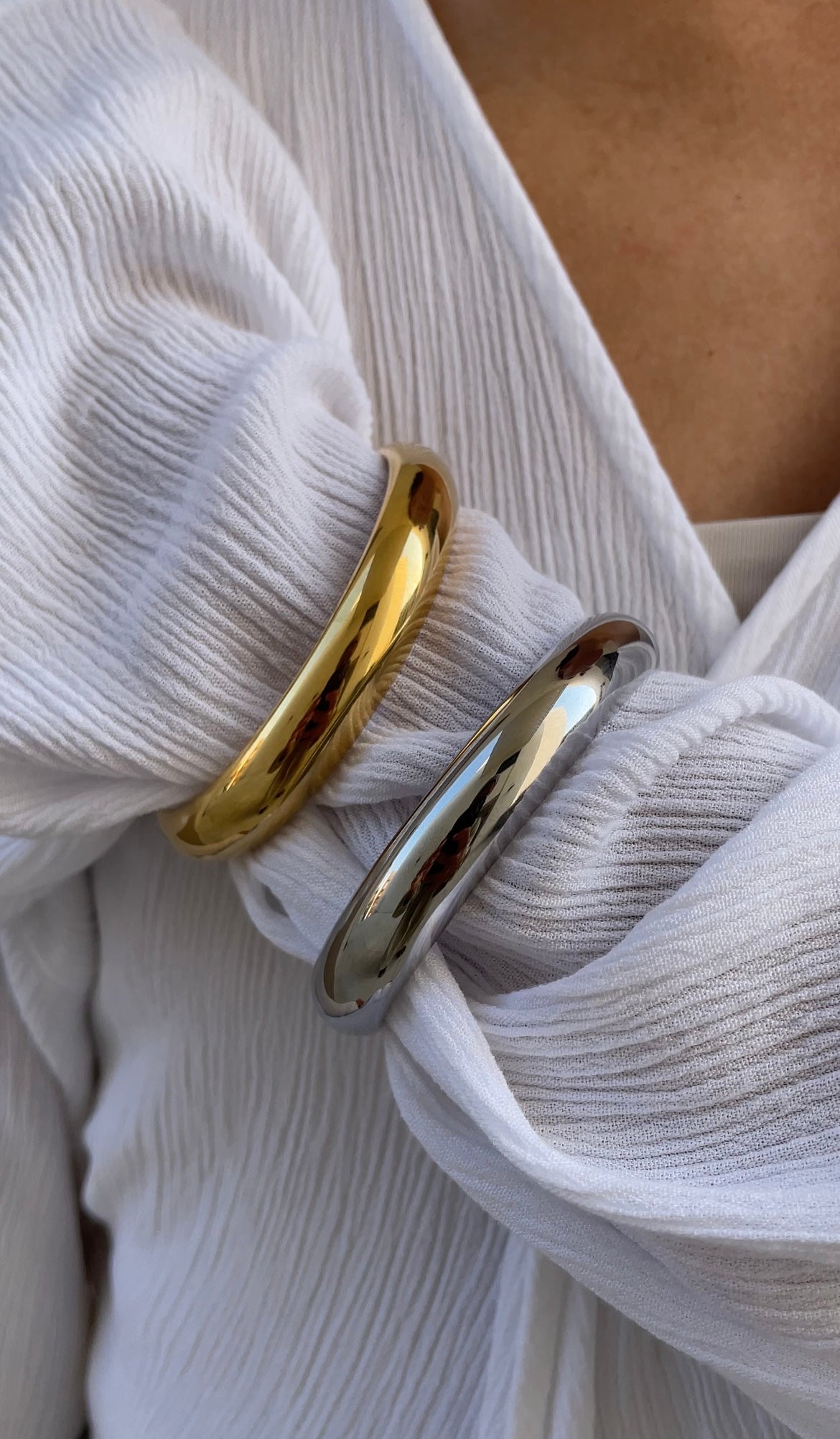 Bold classic bangle