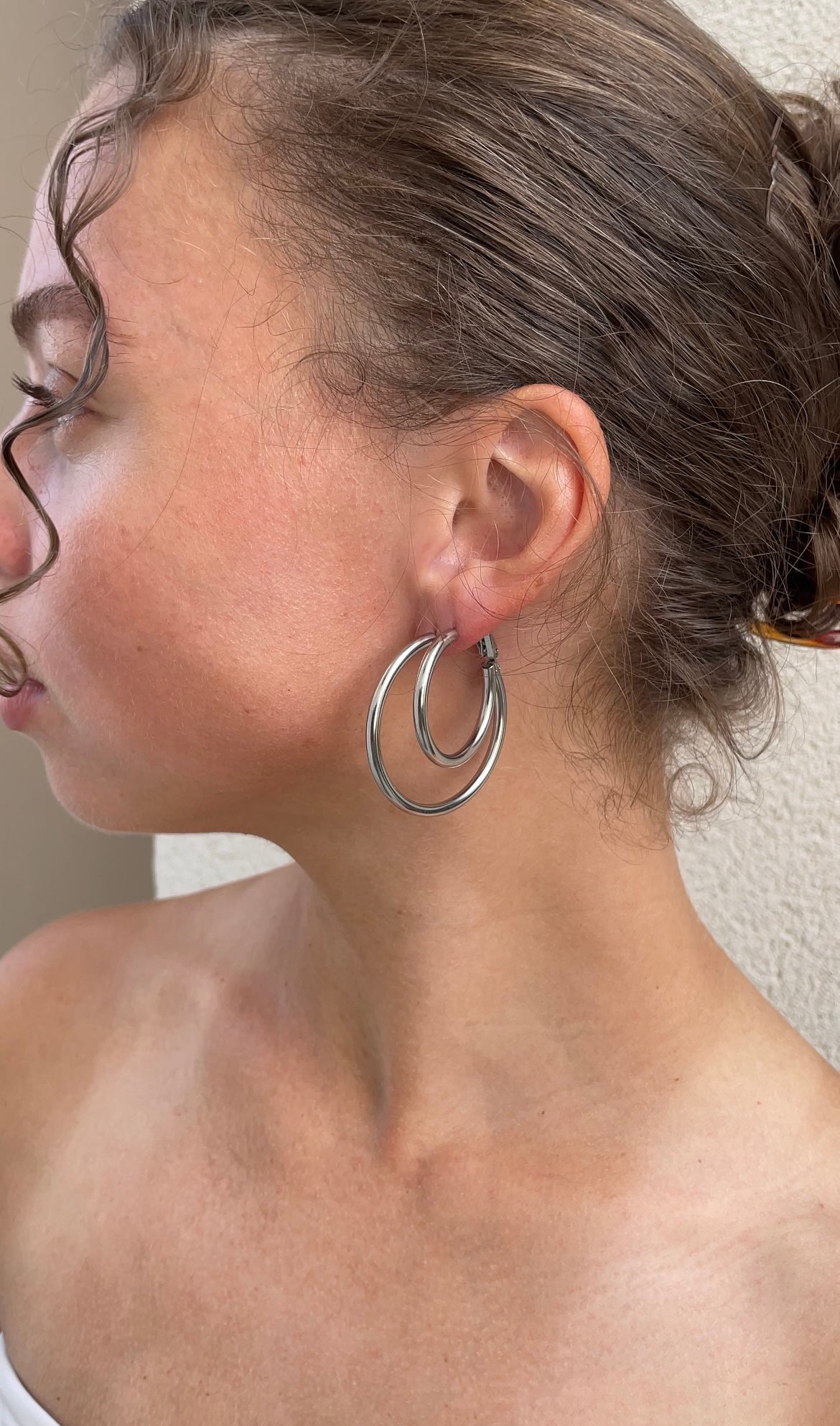 Duo thin Hailey hoops