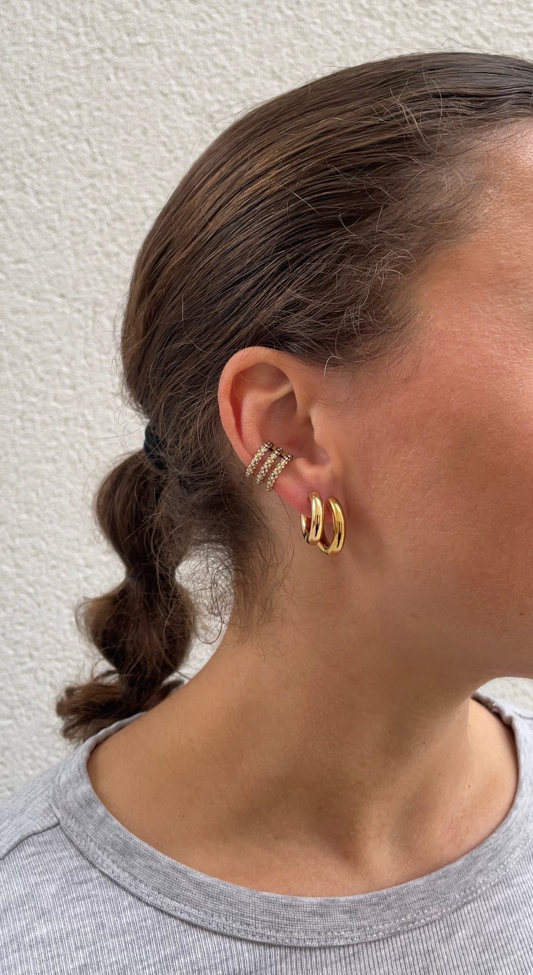 Trio gems ear cuff