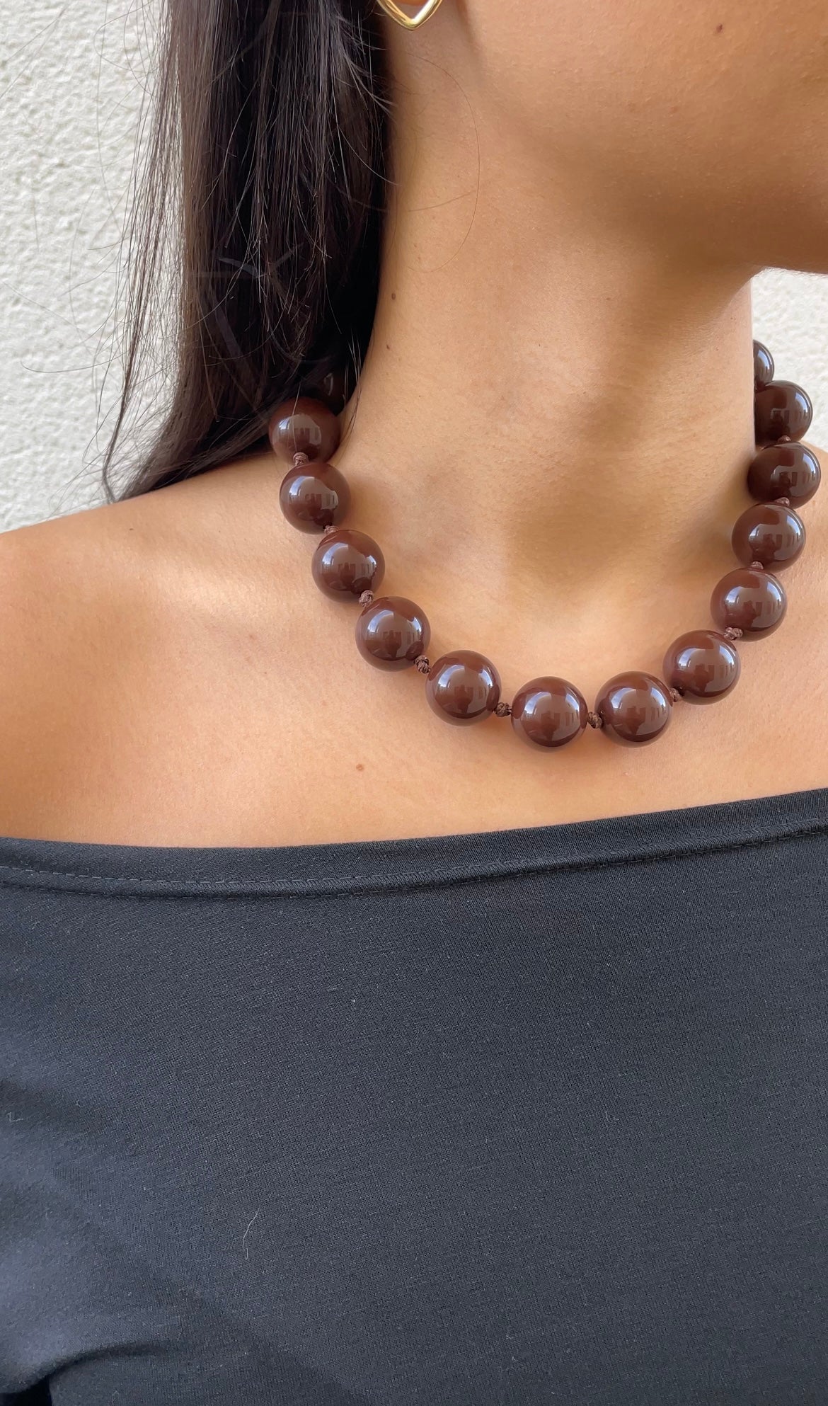 Brown pearl necklace