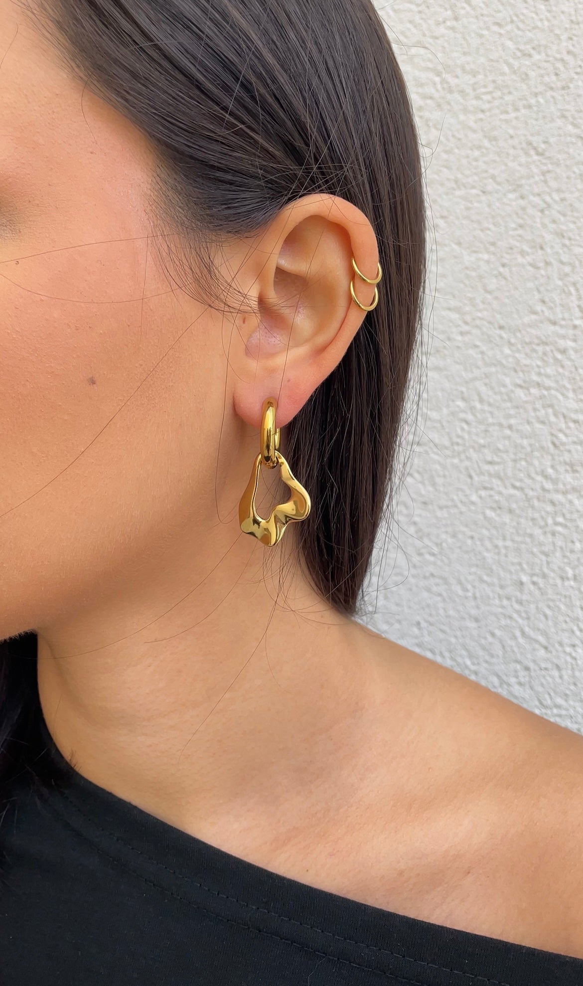 Leave x hoops earrings