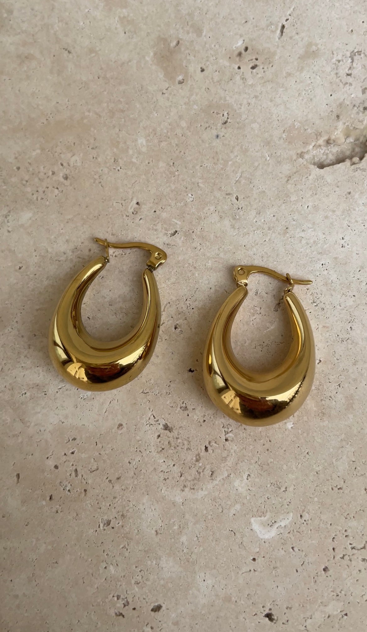 Parisian hoops