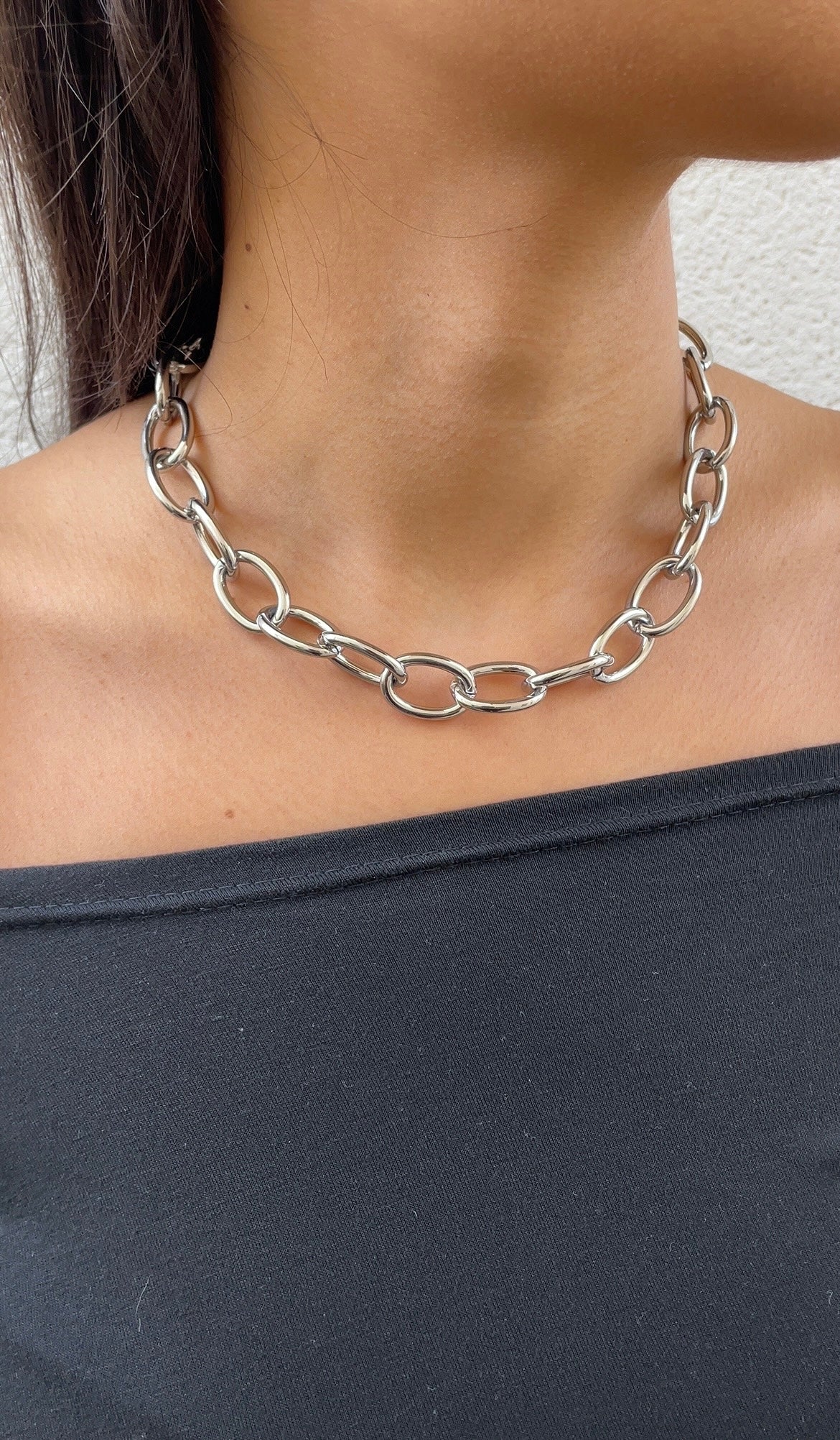 Bold chain necklace