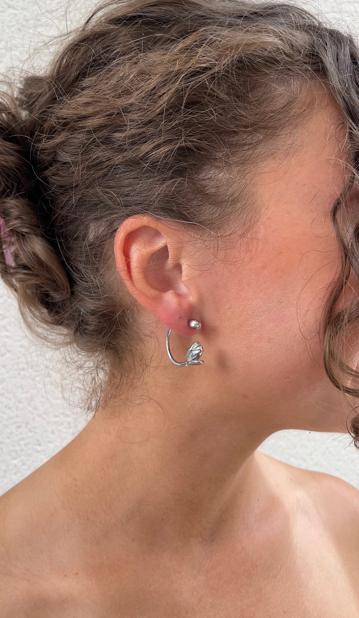 Enroll flower earrings