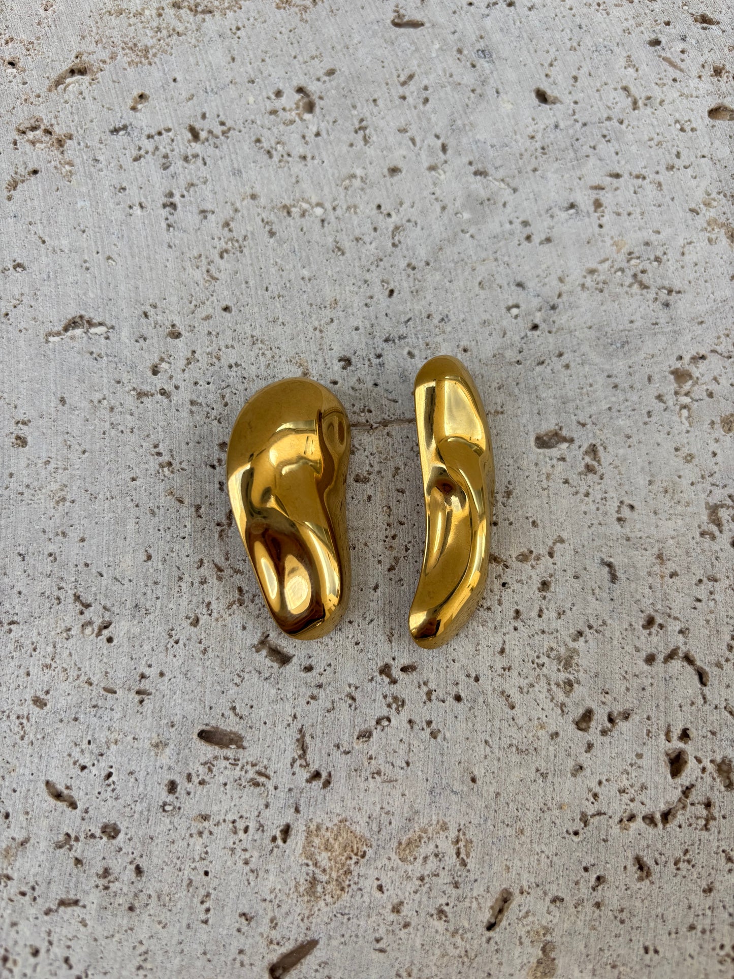 Asymetric earrings