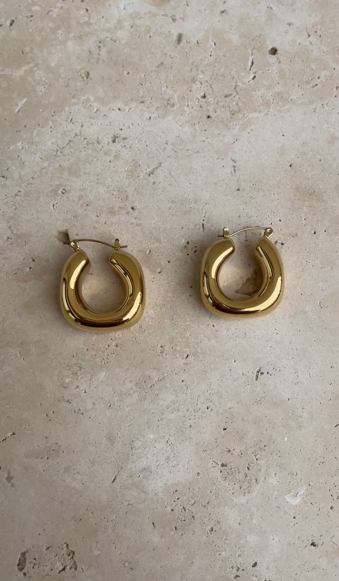 Chance earrings