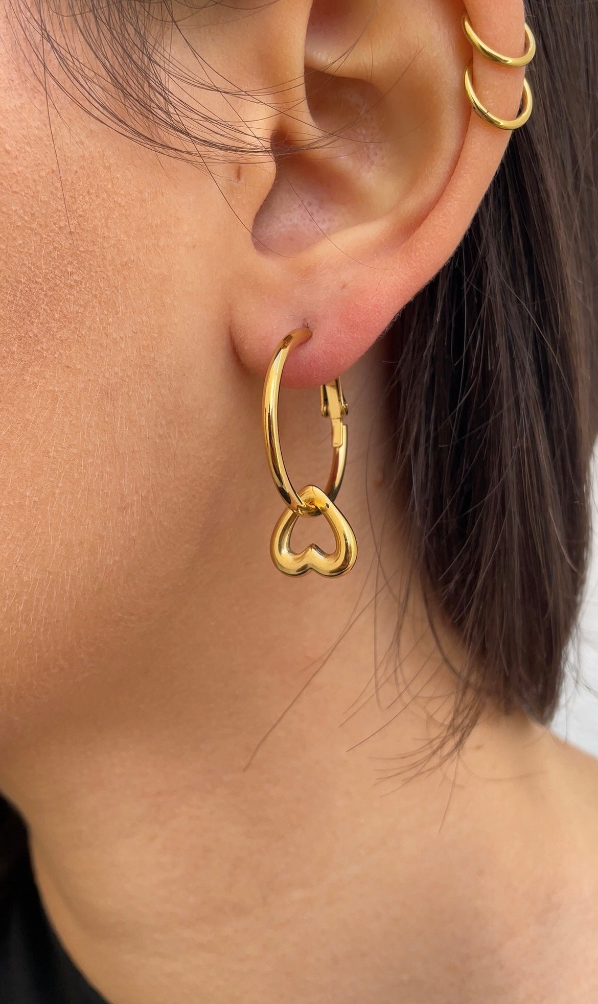 Hailey x heart earrings