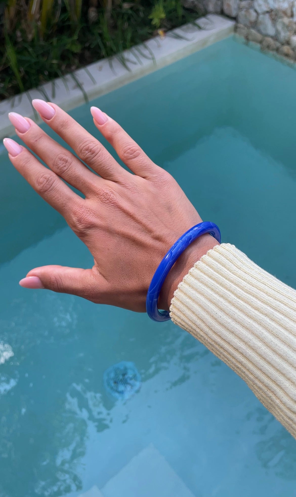 Thin Resine bangle
