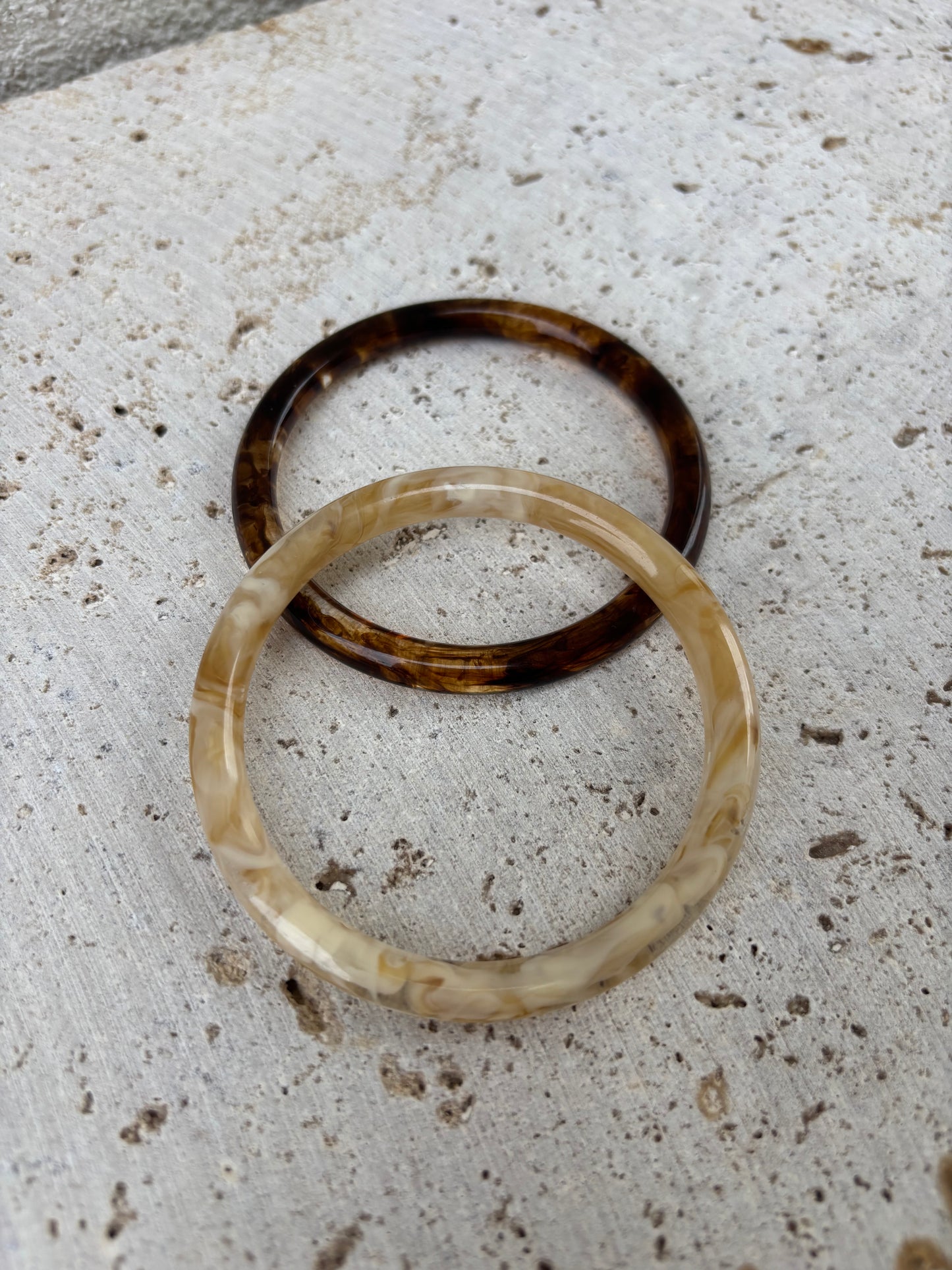 Thin Resine bangle