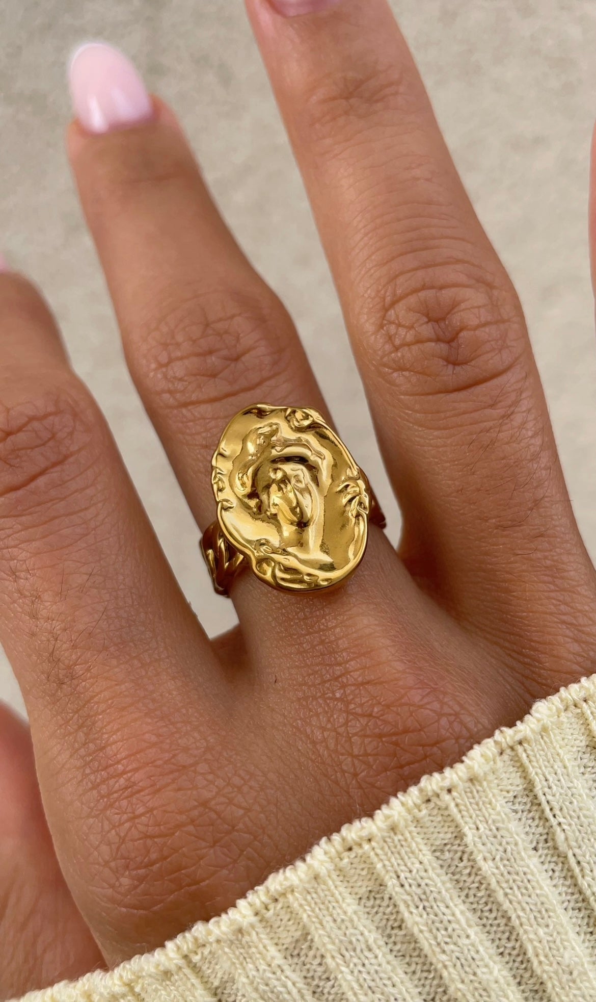 Coin ring