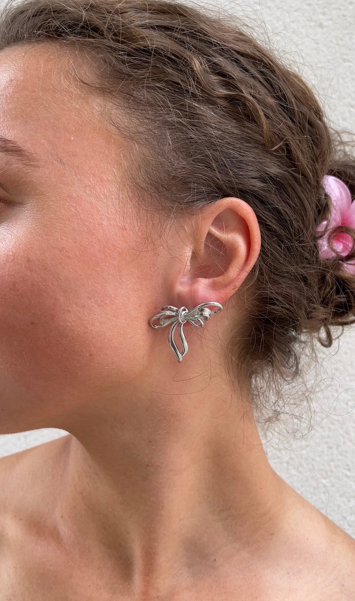 Bow earrings