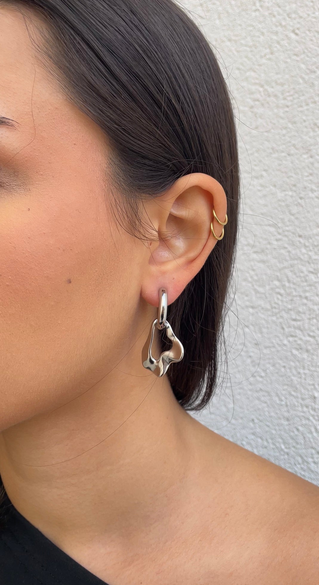 Leave x hoops earrings