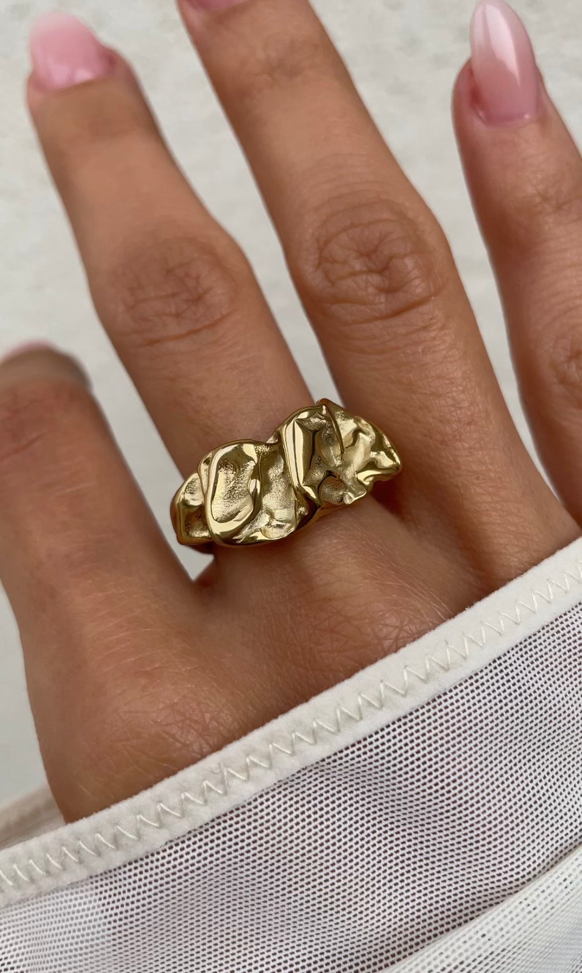 Textured ring