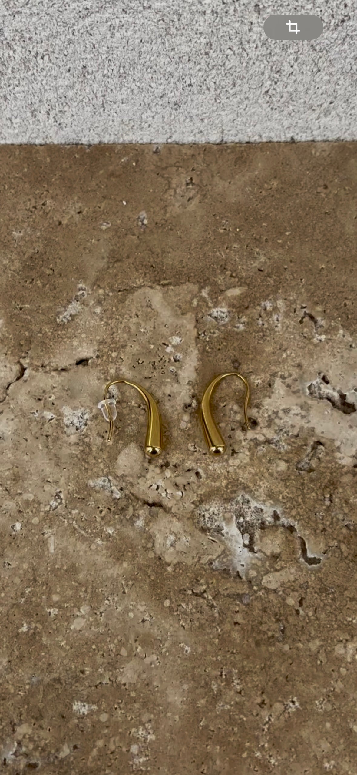 Straight earrings