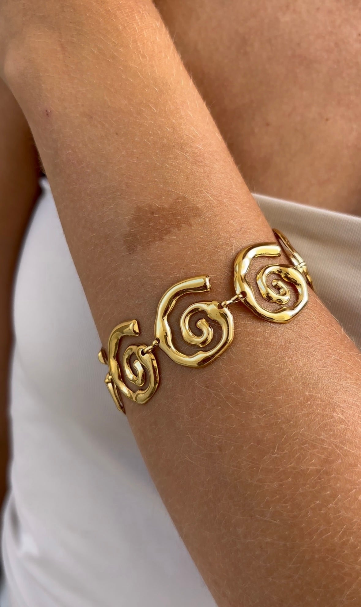 Spiral bracelet