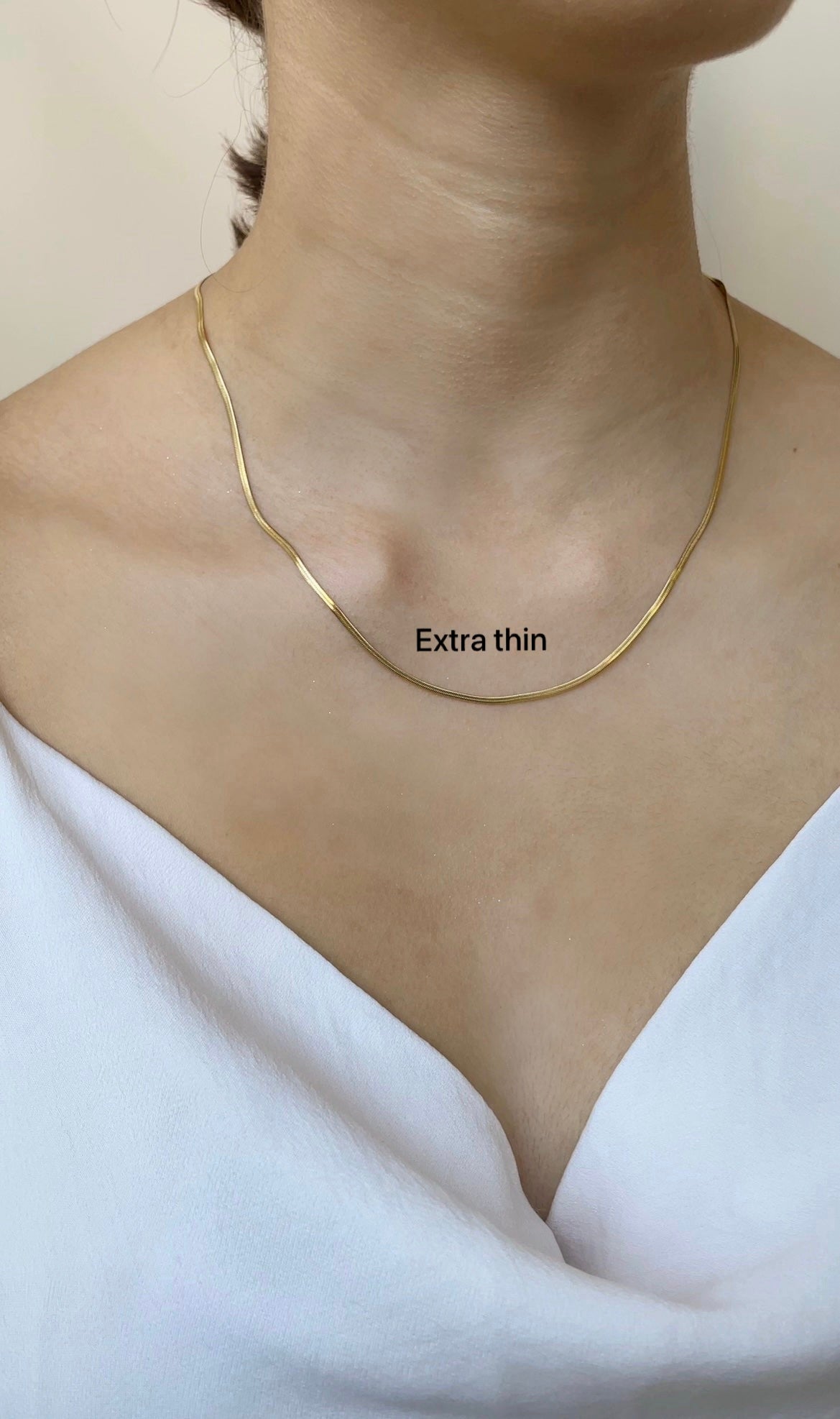 Flat necklaces