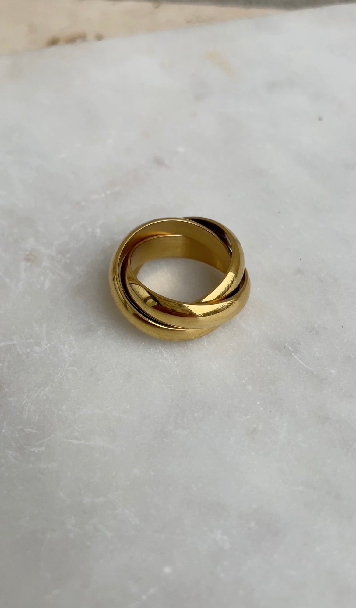 Bold laced ring