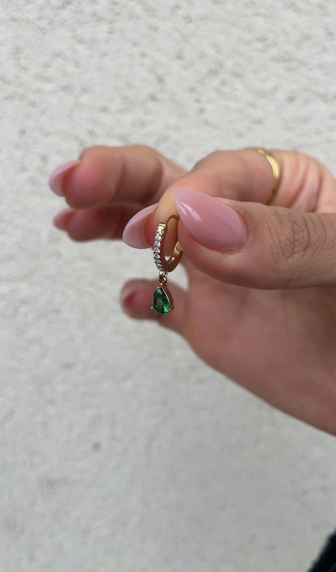 Mono drop earrings