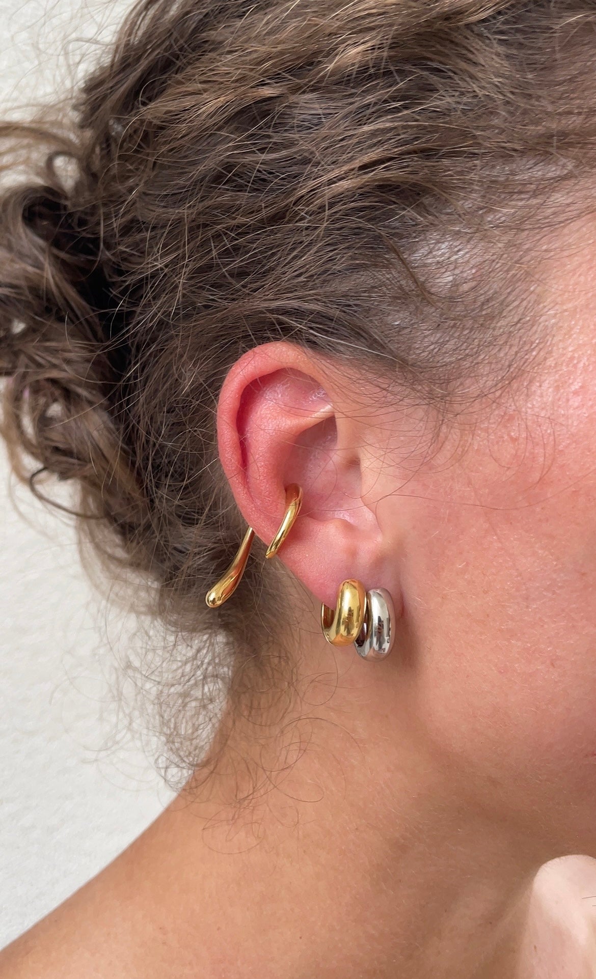 Long ear cuff