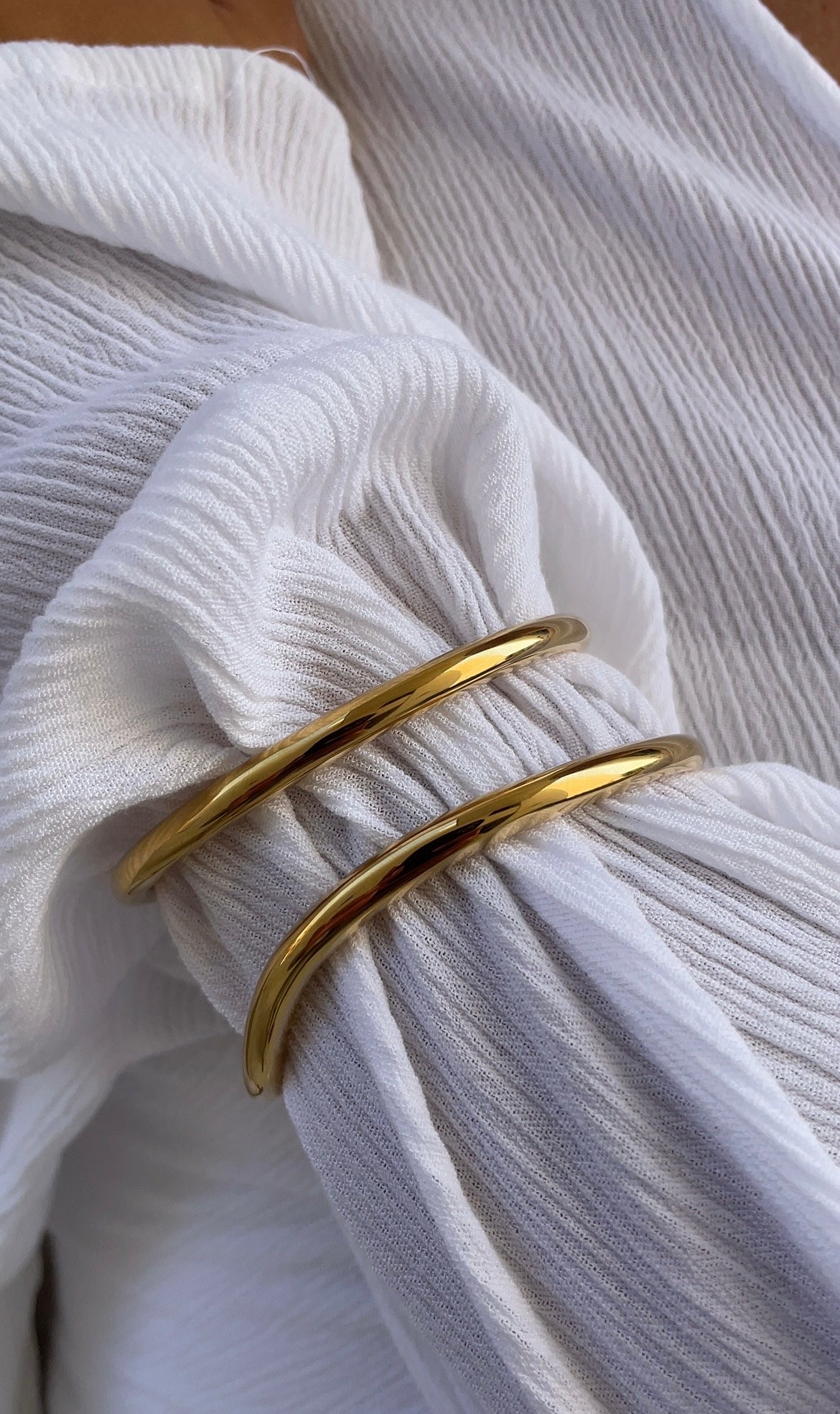 Lips bangle
