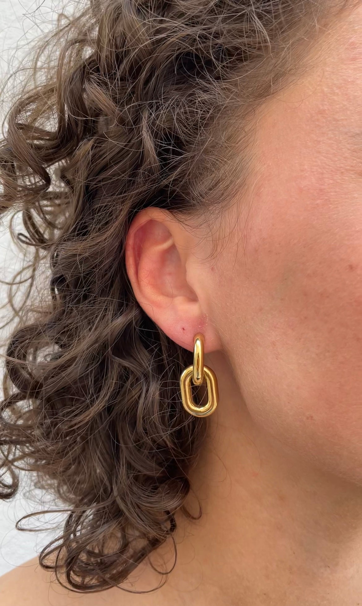 Mini oval x hoops earrings