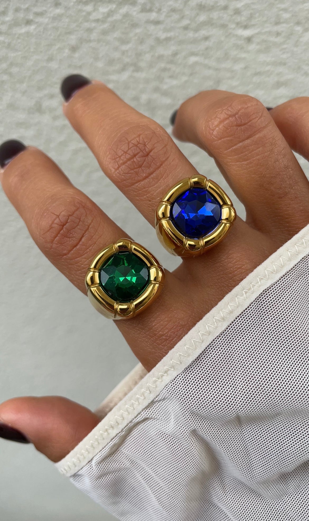 Versailles ring