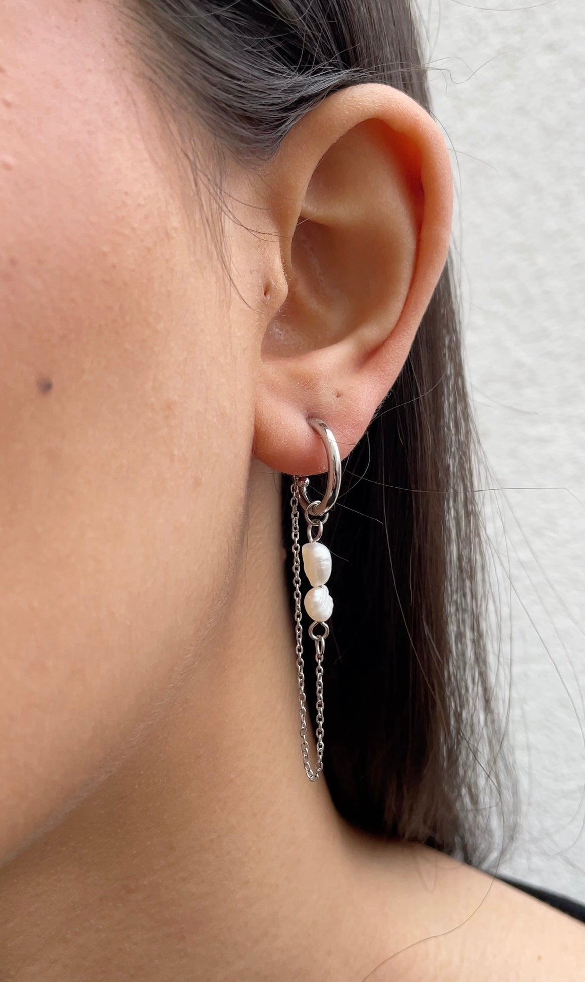 Double Pearl earrings