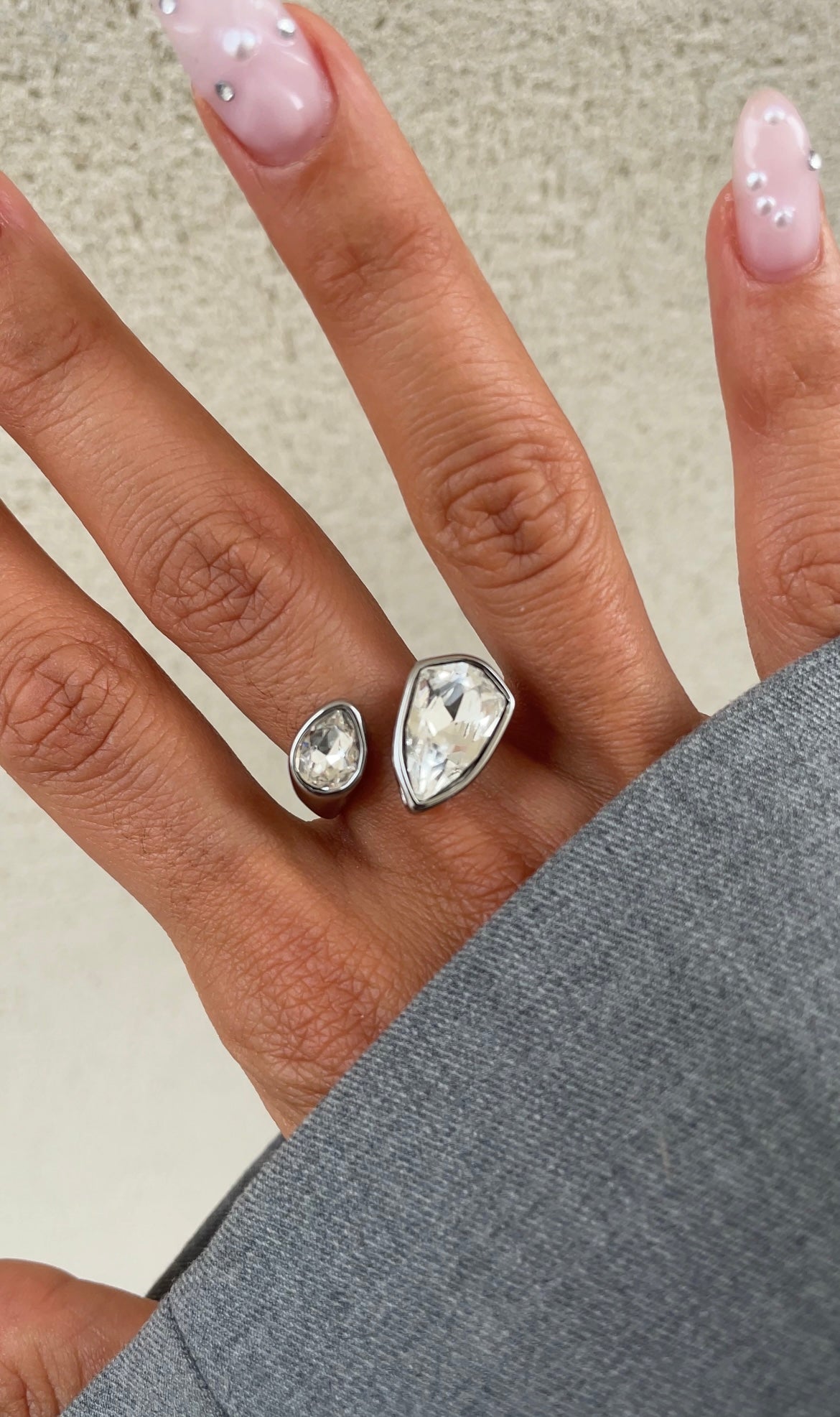 Double gems ring