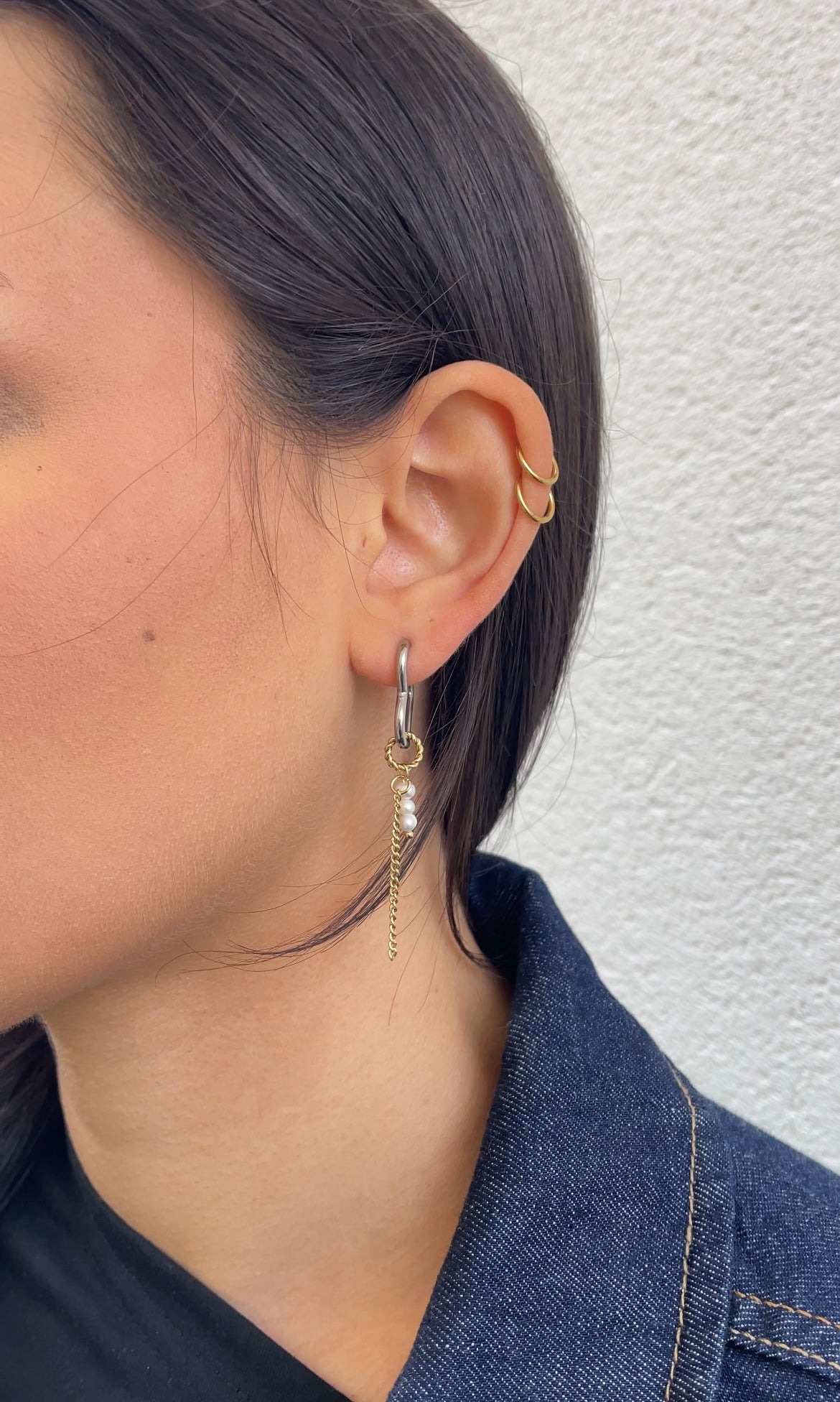 Asymetric heart earrings