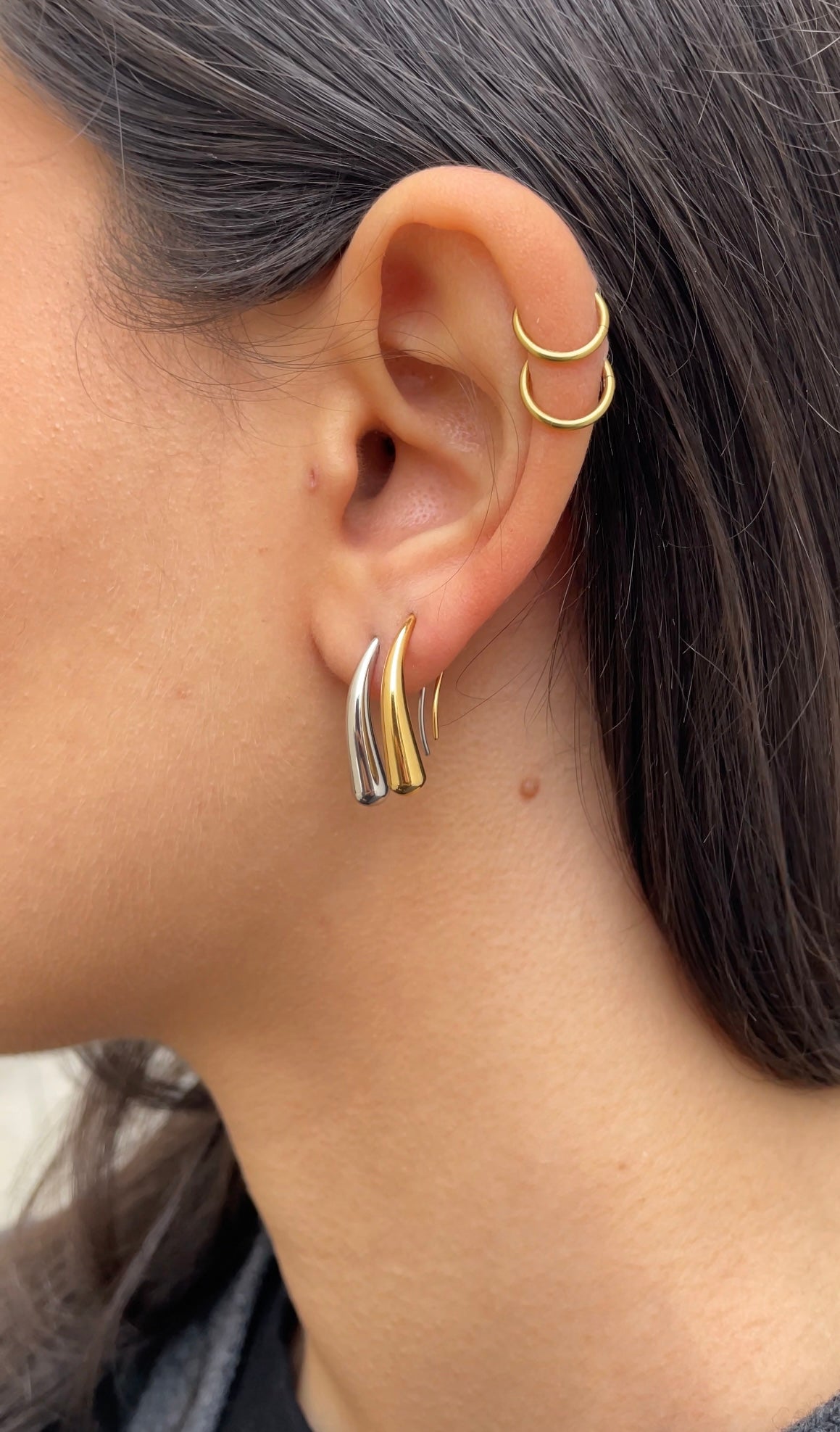 Straight earrings