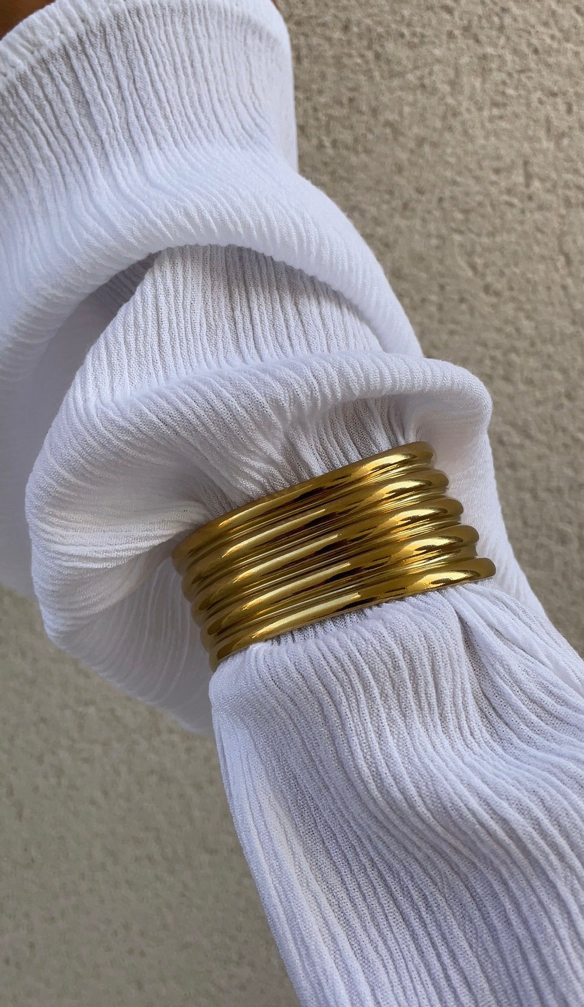 Roman bangle