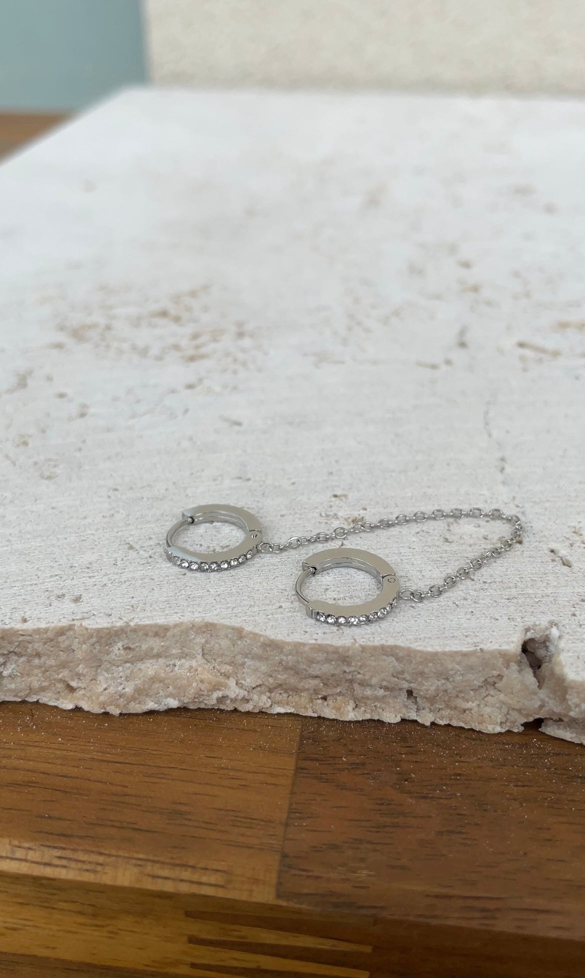 Mono strass earring