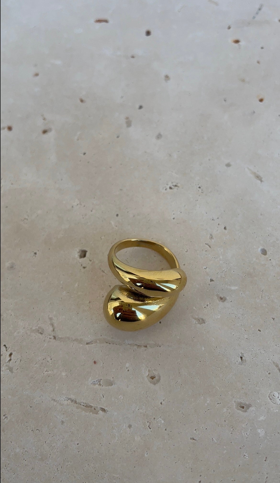 Chunky Embrace ring