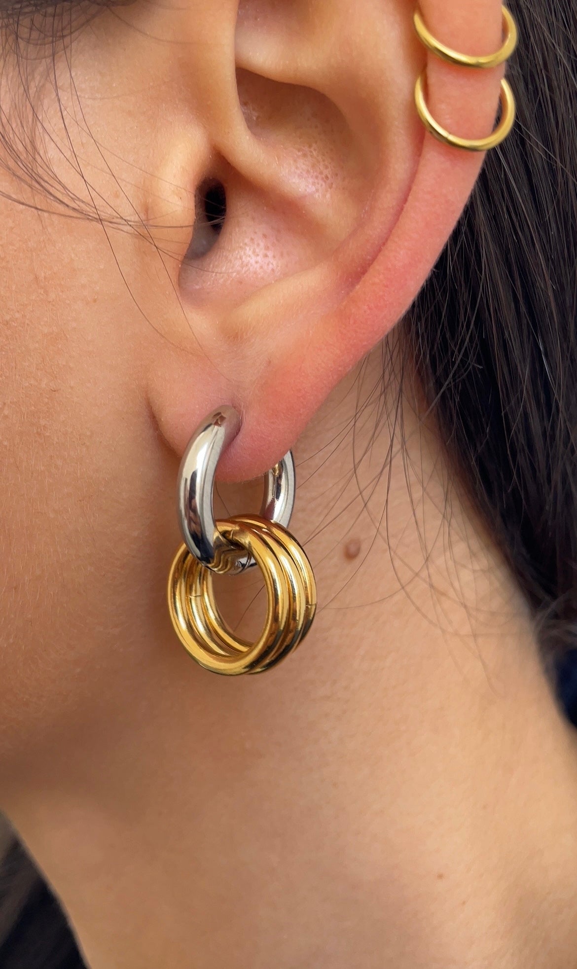 Round x hoop