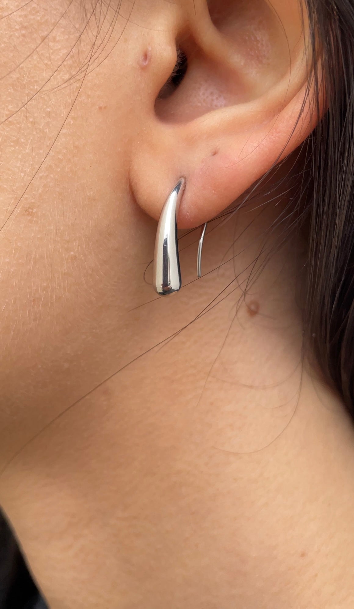 Straight earrings