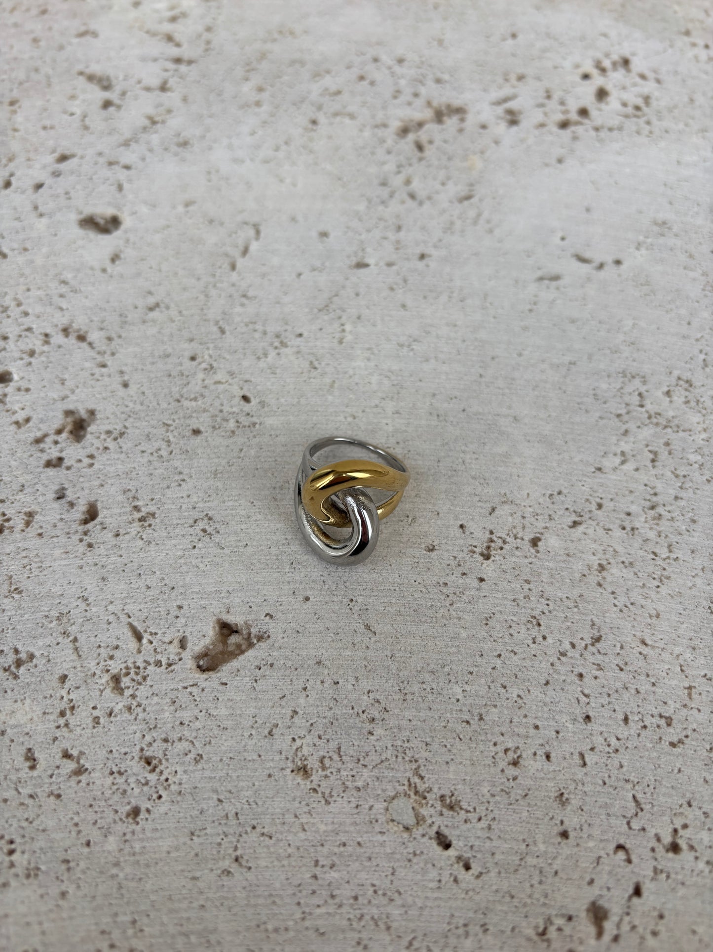 Pelotte ring