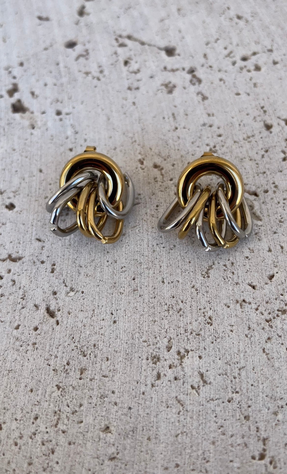 Bicolor earrings