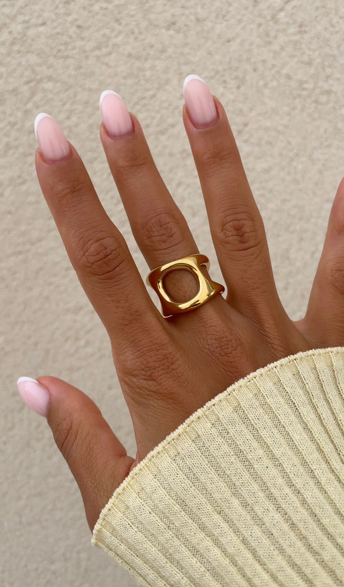 Grunge ring