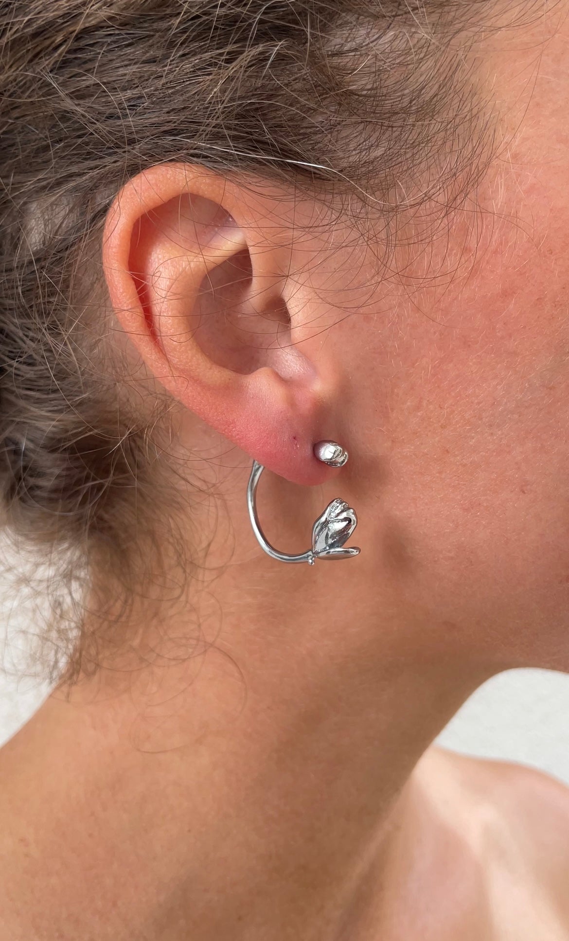 Enroll flower earrings