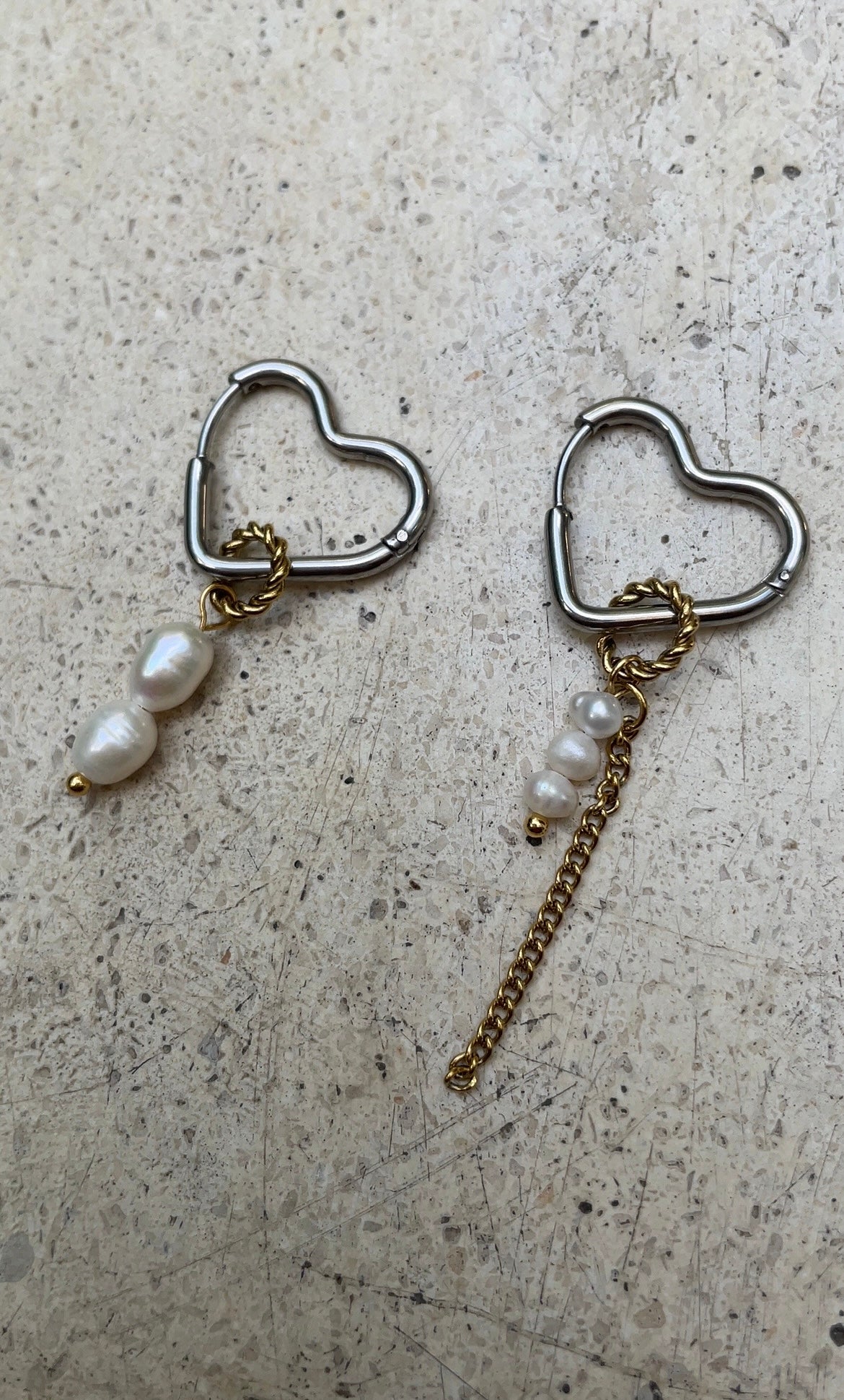 Asymetric heart earrings