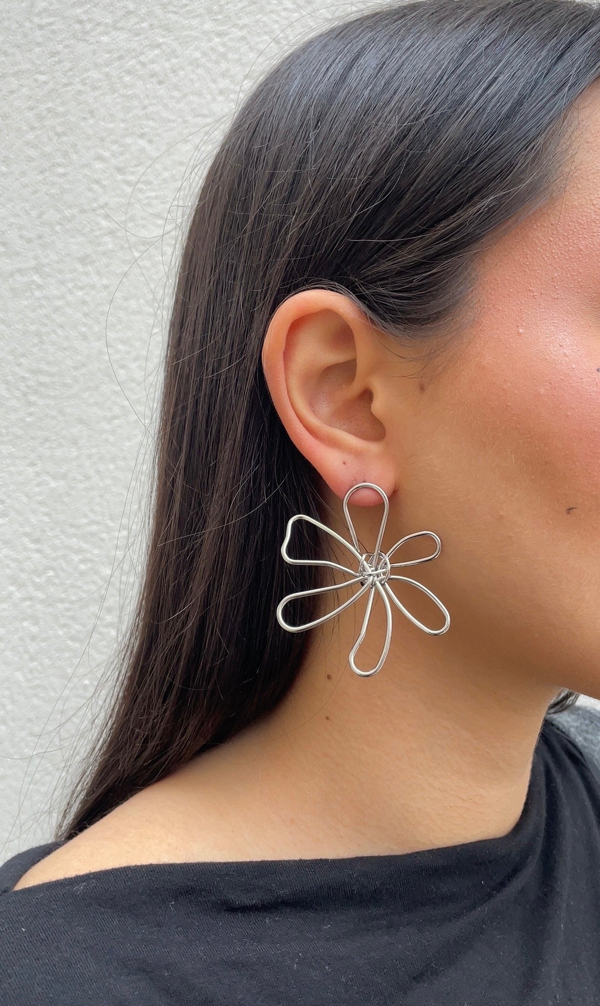 Huge Outline earrings