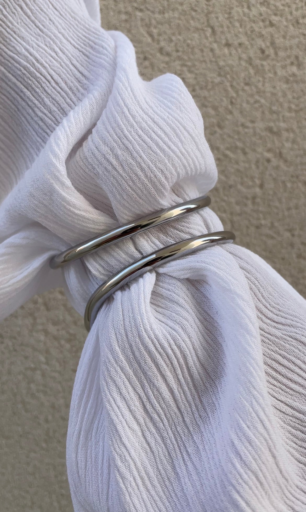 Lips bangle