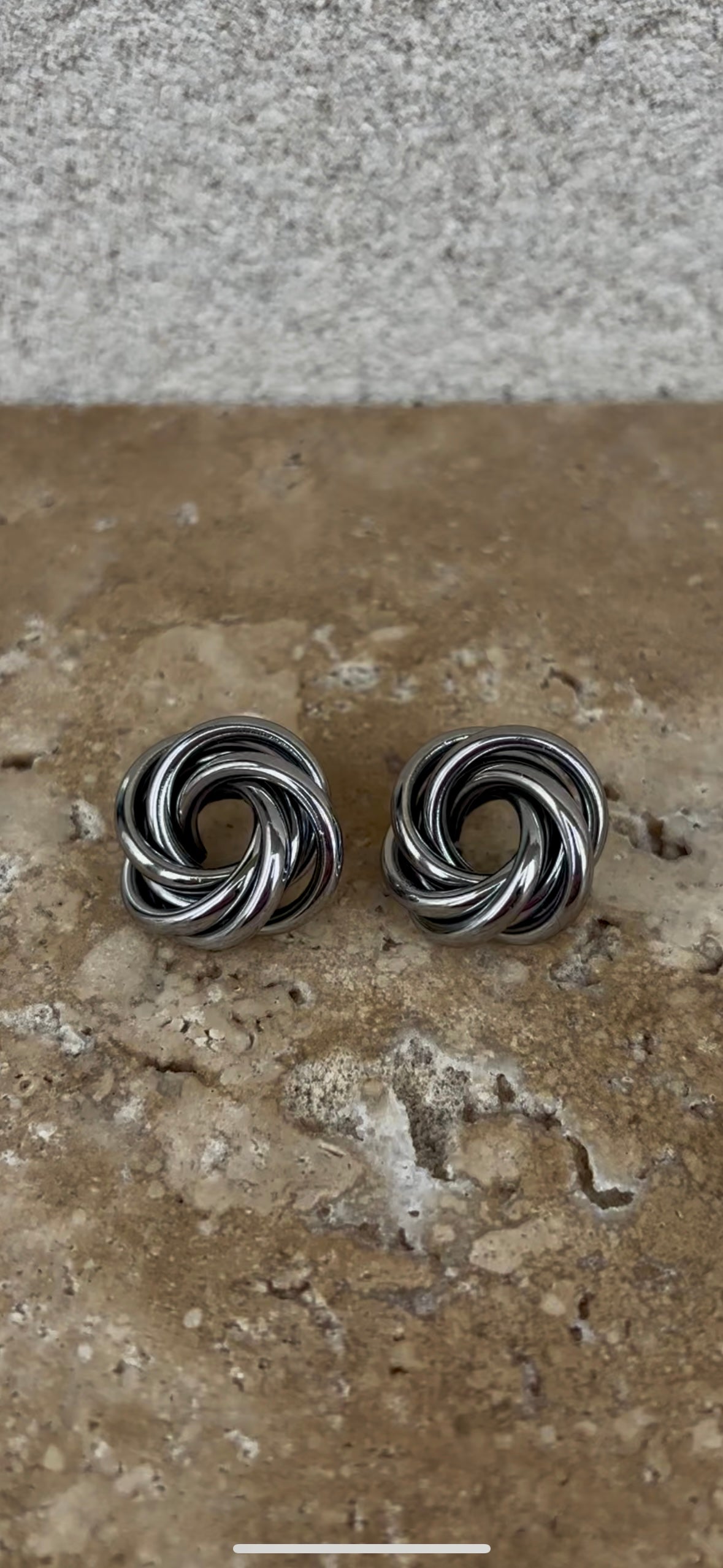 Infinite earrings