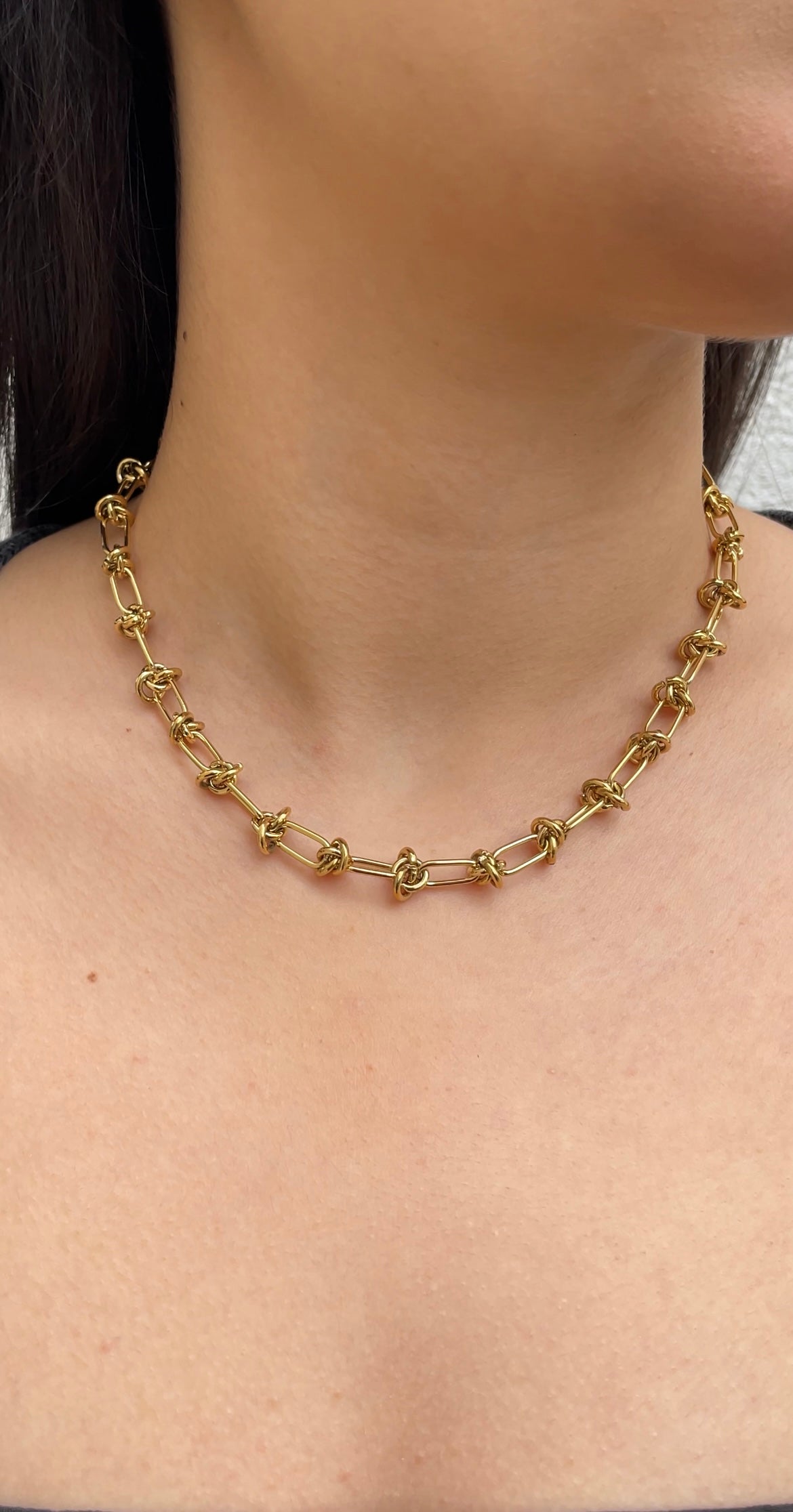 Knot necklace